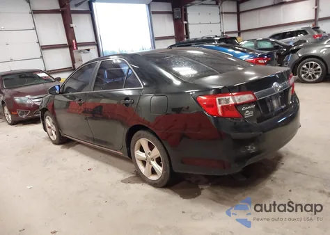 2013 Toyota Camry Xle z USA, uszkodzony, nr VIN 4T4BF1FK5DR290368